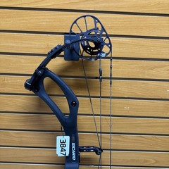 Item 3847 PSE Archery Compound Bow – Sicario – RH – Black – #70 – 24.5”-30” DL