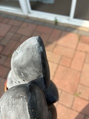 scarpa drago climbing shoes, original, moderately worn, aggressive