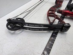 CAJUN SHORE RUNNER BOWFISHING BOW R/H ZEBCO REEL