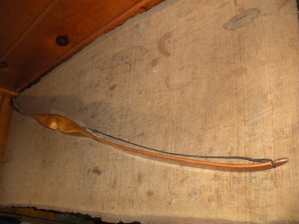 Vintage Black Hawk Scorpion Recurve Bow 771 41 @28″ – 60 in.