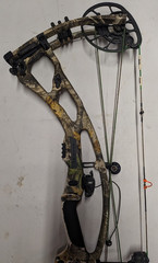 2019 Hoyt RX7 Carbon Realtree Camo Compound Bow! RH 28.5-30″ 70-80lb