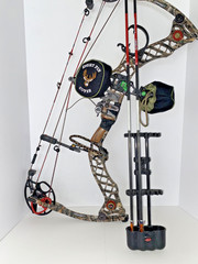 Mathews Z7 Bow, Leupold Vendetta Laser rangefinder, IQ sight, 29.5 Draw