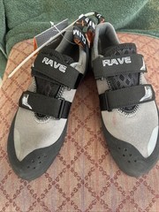 NEW W/ Tags! Climb X Rave Granite Grey Climbing Rubber Shoes US 7.5