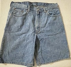Levi’s 505 Men’s Size 38 W Shorts EUC!