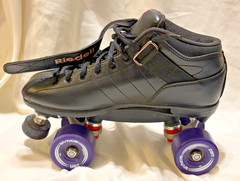 Riedell R3 Cayman Roller Skates Men’s Size 9 Black w/ Zen Sonar Wheels VGC