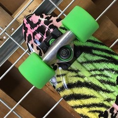 New Globe Bantam Graphics ST Rad Cat Complete Skateboard – 23in