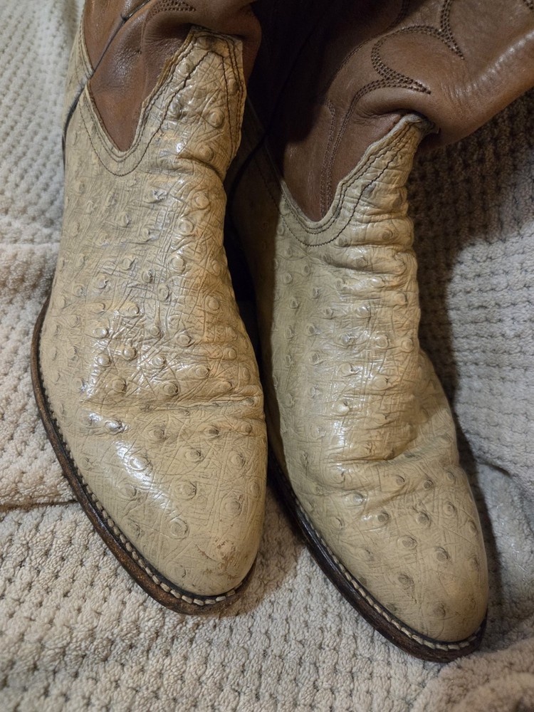 Frye Women’s Western Boots US 10B Beige Embossed Leather