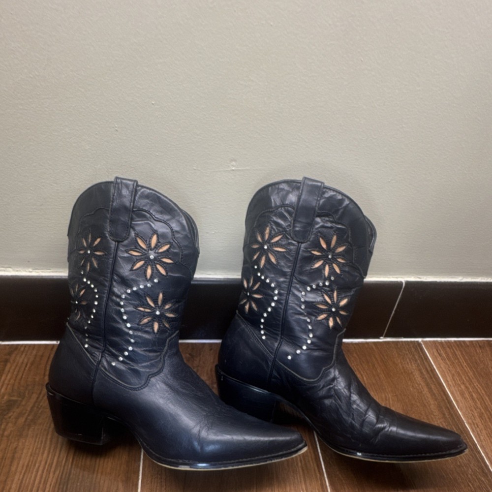 Women’s Black Western Equestrian Boots Floral Cutouts Size 8.5 NW3045