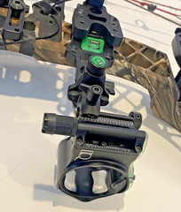 Mathews Z7 Bow, Leupold Vendetta Laser rangefinder, IQ sight, 29.5 Draw