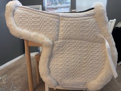 Ovation Europa Saddle Pad Collection Sheep Skin