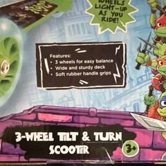 Nickelodeon TMNT Tales 3-Wheel Kick Scooter Tilt & Turn LED Wheels Green