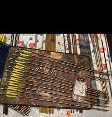 RARE !!! COLLECTOR BEAR GRAYLING ARROW BOX (12) EASTON XX75 2018 ARROWS +INSERTS