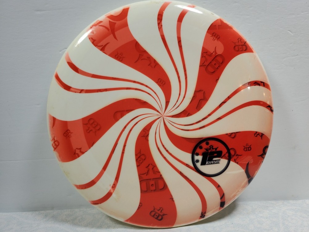 Dynamic Discs Fuzion Judge 12 Days of Christmas Red White 176 grams