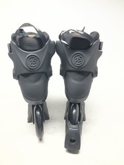 PS Swell Triple Black SkatesSize 7.5 EU40