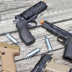 8g CO2 Cylinders – Non-Threaded, Leakproof | Perfect for Paintball & Airsoft