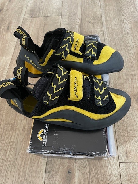 La Sportiva Miura VS Rock Climbing Shoes Men’s US 11.5 / EU 45, Yellow/Black