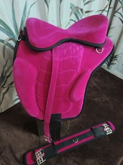 Durable Synthetic Suede Treeless Horse Saddle for Trail & Training Riding .