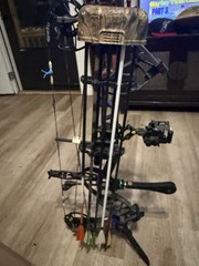 Bear Archery Whitetail Legend Pro EKO Rt Hand 70 Lbs Set Currently At 27.5 Draw