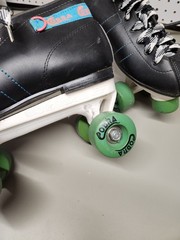 Roller Derby Cobra Skates Size 10 (US) Black/Teal Vintage 340 Skates