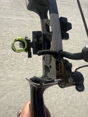 Elite Impulse 31 RH Compound Bow 70lb 31in Kuiu camo
