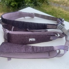 Petzl Selena Womens XS Climbing Harness Purple 2021 Rock Climbing Leg Loops NWOT