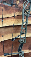 Mathews Lift X 29.5 Ambush Green 28″D/L 70#D/W *Display Bow*