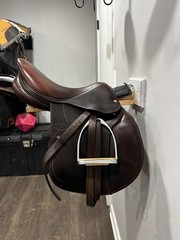 2011 Socoa 16.5in Devocoux Saddle