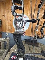 Prime RVX+ 32 Bow. Right Hand, 60-70#. Mossy Oak Bottomland Camo. Brand New.