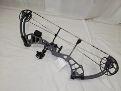 PSE Brute Force Lite Bow Package 40 – 70lbs/25″ – 31″/Charcoal