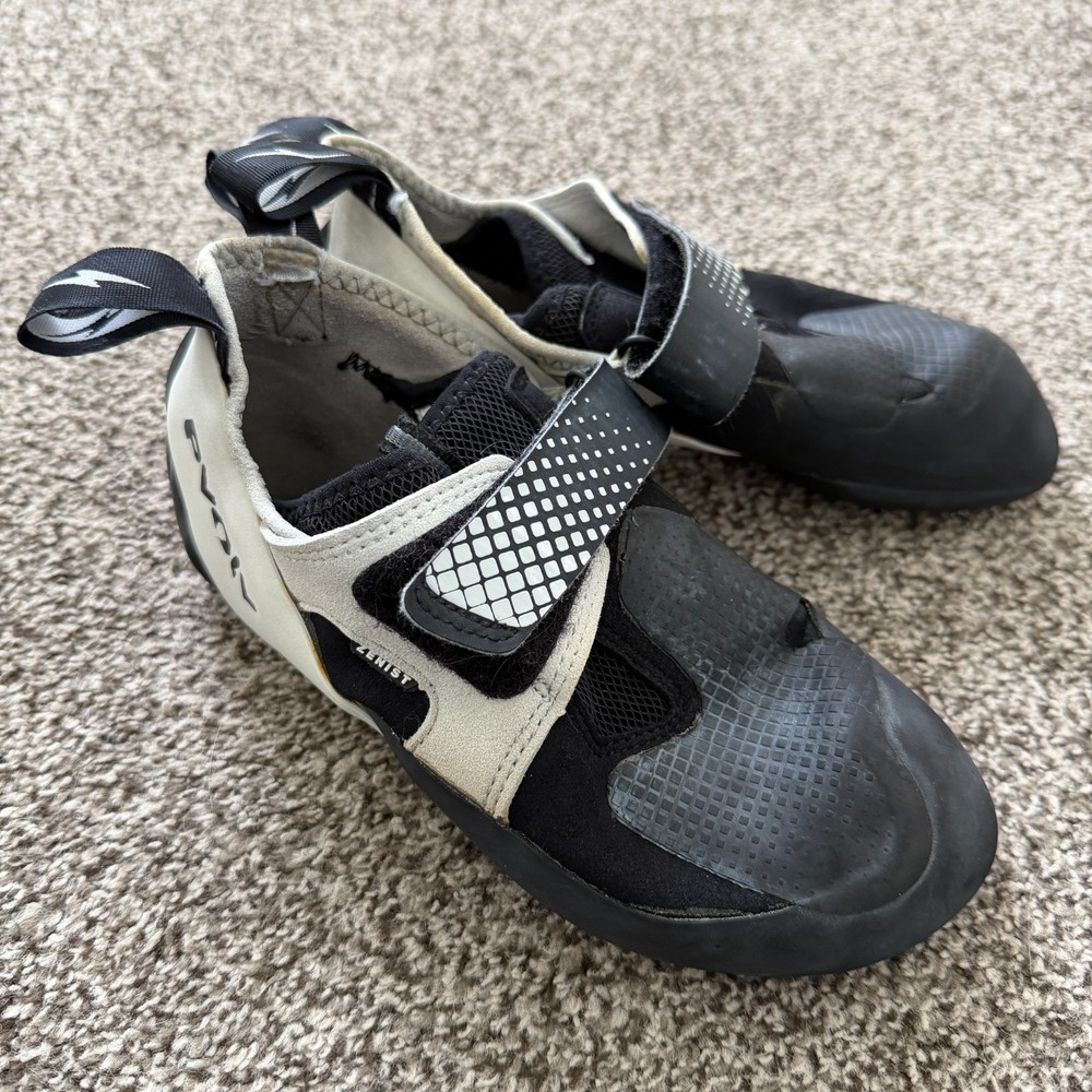 Evolv Zenist Rock Climbing Shoes Men’s US 10 EU 43 Panda Black White