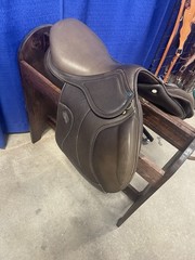 HDR 16.5 Henri de Rivel Galia Covered Close Contact Saddle