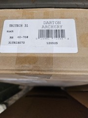 NIB Darton Archery Tritech 31 RH Bow 60-70lbs 25-30.5in Draw MossyO/ Bottomlands