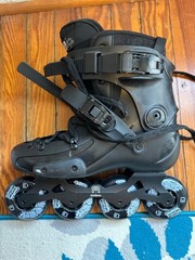 FR Skates FR1 80 Black – 243mm Frame / 80mm Wheels US7.5 Men