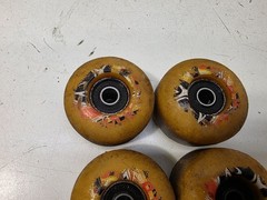 SKATEBOARD WHEELS UNKNOWN BRAND SET OF 4
