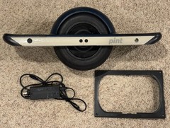 Onewheel Pint Black used with extra bumper kit very low miles