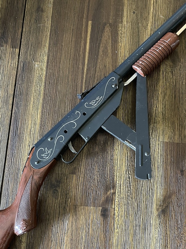DAISY MODEL 25 Rogers, AR Mid 1970’s Single Pump Action BB Gun Great Condition