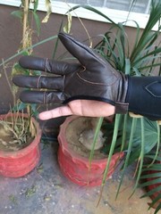 TRADITIONAL ARCHERY SHOOTING GLOVE TOP QUALITY GLOVE 100% REAL LEATHER CHOCLATE