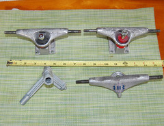 Vintage INDEPENDENT TRUCK PAIR OF SKATEBOARD TRUCKS 7.6″ -Used Made in USA