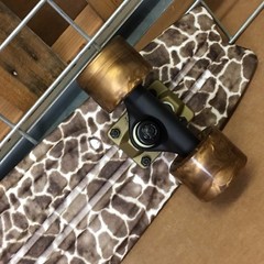 New Globe Bantam Graphics ST Giraffe Complete Skateboard – 23in