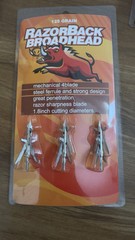 2 – 3 Pack- RazorBack 125 Grain 4 Blade Mechanical Broadheads