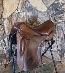 18″ Schleese Link I Havana Brown Monoflap Dressage Saddle X- Wide Tree