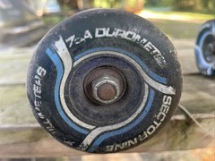 independent skateboard trucks 159, Bearings And Sector None 70mm Wheels