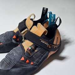 Scarpa Instinct VS 70013-000-1 Climbing Shoes Unisex M10/W11 Black Performance