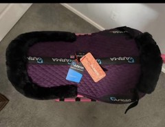 Arma Contour Pro, suede/fleece half pad 15-16.5. New, Tags Still On It.