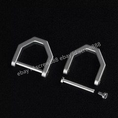 Titanium Alloy EDC Outdoor Type D Porable Car Keychain Horseshoe Buckle Hanging