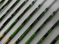 12 Gold Tip Hunter XT 340 Carbon Arrows Custom White Dip Crest/Blazer Vanes