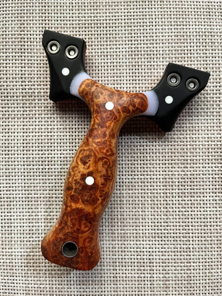 Custom Handmade. Hunting Slingshot. OTT. 90mm.