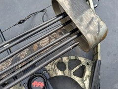 PSE Stinger Compound Bow