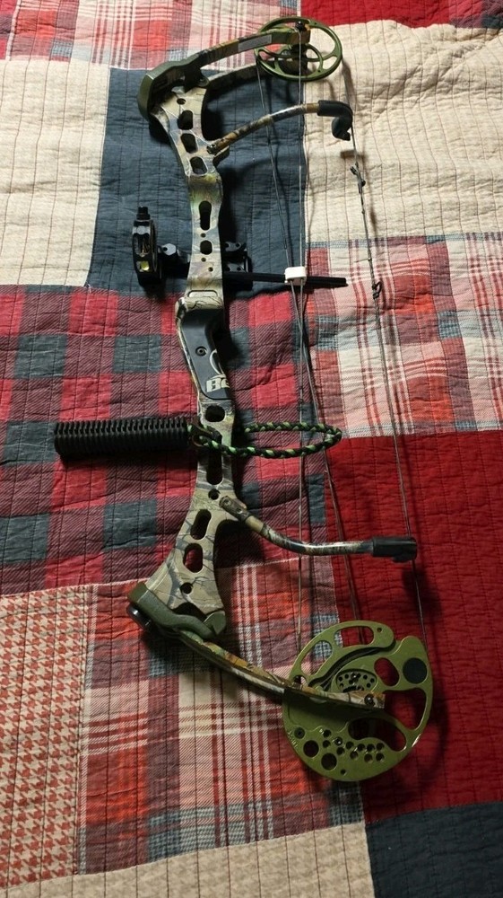 BEAR MAULER COMPOUND HUNTING BOW RIGHT HAND ARCHERY BOW REALTREE APG CAMO