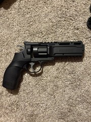 Elite Force H8R revolver 6mm CO2 airsoft with 5 mags, box & allen key